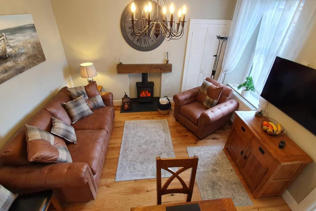 Smart & Stylish Holiday Apartment In The City Centre Инвернесс Экстерьер фото